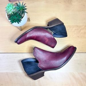 * Vera Cruz Red & Black Leather | Western Boho Ankle Heeled Booties Size 41/11